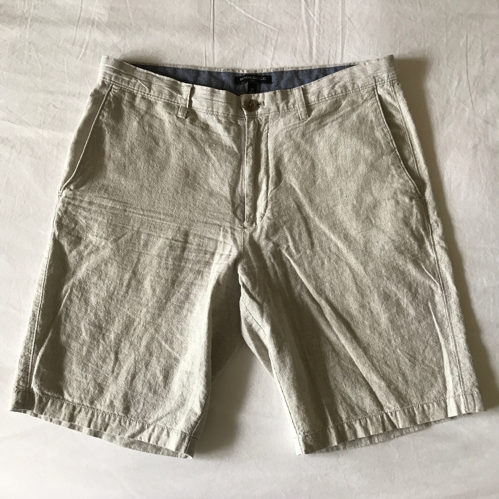 Banana Republic Men's Linen Blend Shorts